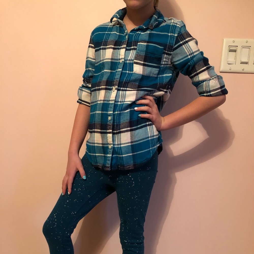 Girls Old Navy button shirt and leggings size M 8
